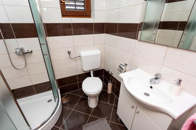 באסקה Apartments Marinko מראה חיצוני תמונה