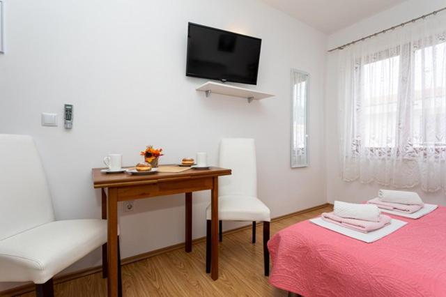 באסקה Apartments Marinko מראה חיצוני תמונה