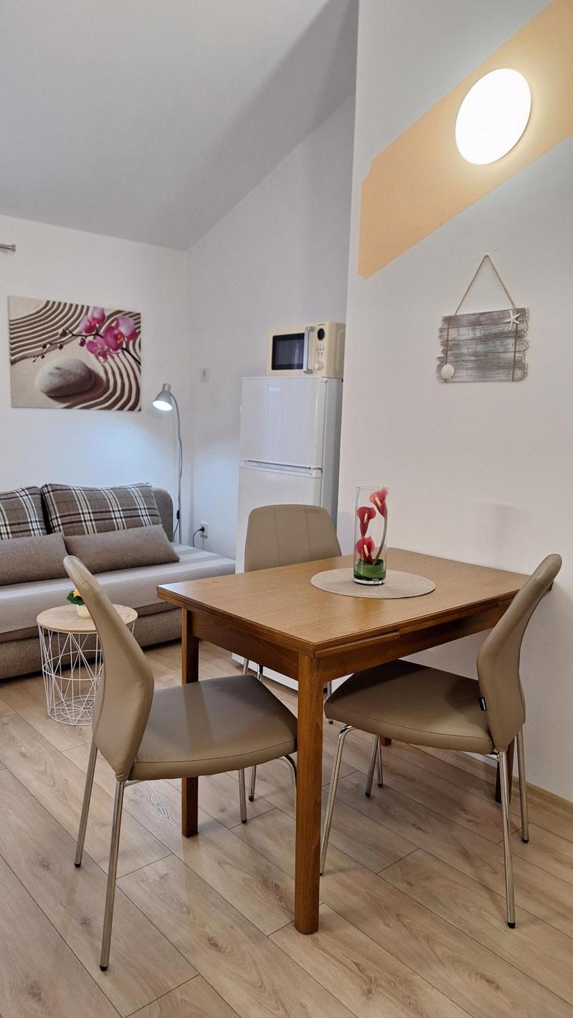 באסקה Apartments Marinko מראה חיצוני תמונה